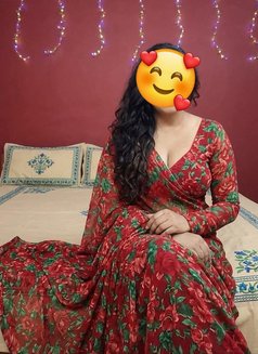 Cool Housewife for meet🥀cam - escort in New Delhi Photo 6 of 18