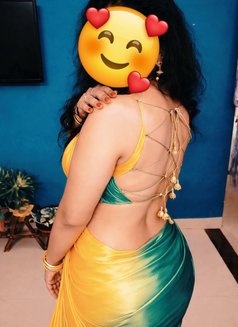 Cool Housewife for meet🥀cam - escort in New Delhi Photo 7 of 18