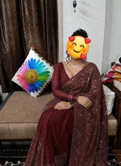 Cool Housewife for meet🥀cam - escort in New Delhi Photo 8 of 18