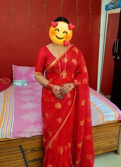 Cool Housewife for meet🥀cam - escort in New Delhi Photo 17 of 18