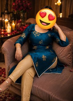 Cool Housewife for Meet🥀cam - escort in New Delhi Photo 2 of 16