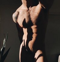 Cool Max - Male escort in İstanbul