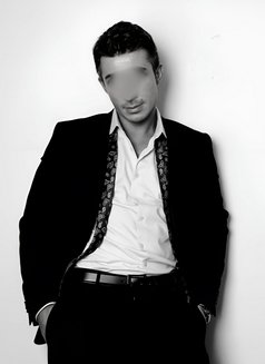Cool Max - Male escort in İstanbul Photo 5 of 9