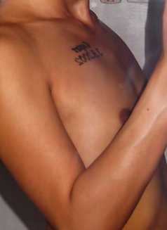 CopTer - Transsexual escort in Al Ain Photo 2 of 14