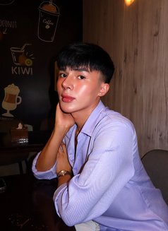 CopTer - Transsexual escort in Al Ain Photo 9 of 14