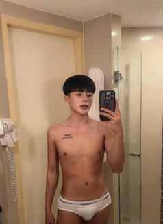 Copter - Acompañantes masculino in Bangkok Photo 5 of 8