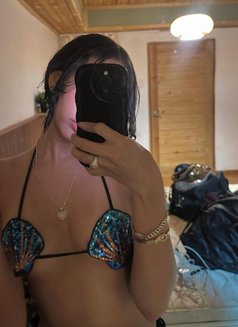 Cora J - escort in Taipei Photo 2 of 3