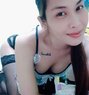 Corazon - Transsexual escort in Singapore Photo 8 of 9