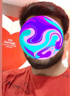 Corporate Guy Seeking Real Fun - Male escort in Hyderabad Photo 1 of 1