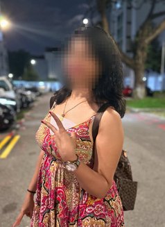 Corporate Independent Girl - escort in Pune Photo 2 of 3