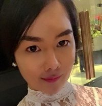 Corporate Queen Has Landed! - Acompañantes transexual in Manila