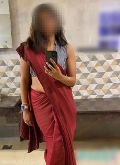 Corporate Sexy Independent Girl Gfe - puta in Pune Photo 5 of 5