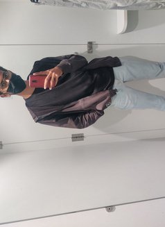 Cougar Hunter - Acompañantes masculino in Pune Photo 8 of 8