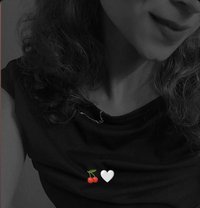 ESHA 19 - puta in Mumbai