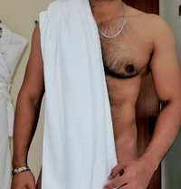 Couple Female 3 Some Groups Lesb Service - Male escort in Abu Dhabi