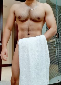 Couple Female 3 Some Groups Lesb Service - Male escort in Abu Dhabi Photo 2 of 9