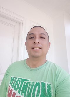 3some wanted - Male escort in Jakarta Photo 9 of 9