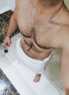 Couple's Female 3some Group Lesb Service - Male escort in Abu Dhabi Photo 3 of 6