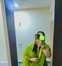 Couple with place Gurgaon - adult performer in Gurgaon Photo 1 of 3