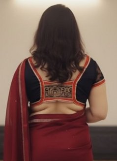 Couple with place Gurgaon - adult performer in Gurgaon Photo 2 of 3