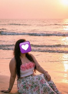 Couple with place Gurgaon - Intérprete de adultos in Gurgaon Photo 3 of 4