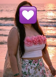 Couple with place Gurgaon - Intérprete de adultos in Gurgaon Photo 4 of 4