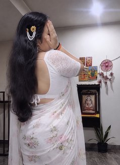 Couple with place Gurgaon - adult performer in Gurgaon Photo 3 of 4