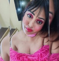 COURTESAN 🆂🆄🅽🅰🆈🅽🅰 EXTRABALL DIVA - Acompañantes transexual in Hyderabad Photo 28 of 30
