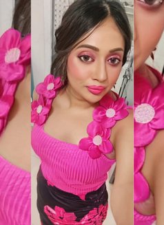 COURTESAN 🆂🆄🅽🅰🆈🅽🅰 EXTRABALL DIVA - Acompañantes transexual in Hyderabad Photo 26 of 28