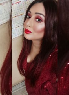COURTESAN 🆂🆄🅽🅰🆈🅽🅰 EXTRABALL DIVA - Acompañantes transexual in Kolkata Photo 25 of 25