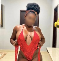 Courtney - escort in Surrey