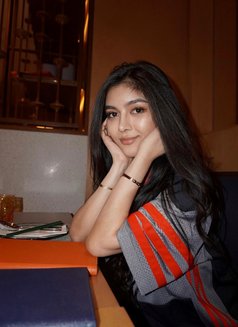 Courtney ( juicy fruity) - escort in New Delhi Photo 21 of 28