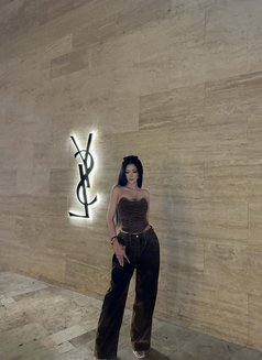 Cowgirl last week jeddah - Transsexual escort in Jeddah Photo 13 of 15