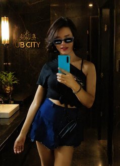 Coz M Kiara - Transsexual escort in Bangalore Photo 5 of 5