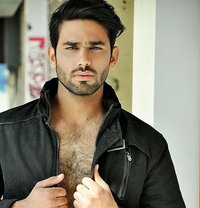 Cpl / lesbian / etc - Male escort in Dubai