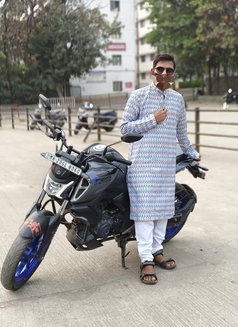 Crazyxy12 - Acompañantes masculino in Pune Photo 2 of 3