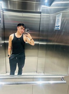 Cream Pie Sexxxy Hot Jock Sexual Desire - Male escort in Abu Dhabi Photo 7 of 8