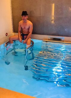 Cream Pie Sexxxy Hot Jock Sexual Desire - Male escort in Abu Dhabi Photo 16 of 30