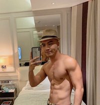 Cream Pie Sexxxy Hot Jock Sexual Desire - Acompañantes masculino in Abu Dhabi Photo 30 of 30