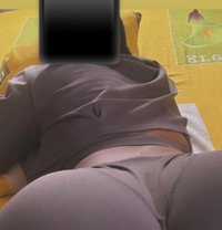 Precious - puta in Noida Photo 1 of 1