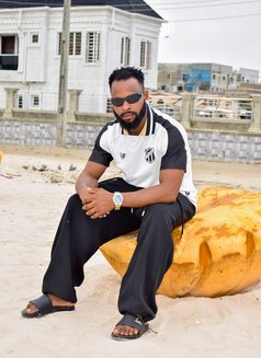 Creamie Pappi - Male escort in Lagos, Nigeria Photo 1 of 1