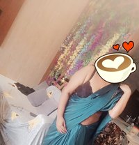 Creamy Girl - puta in Noida