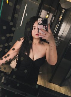 Creamy New Escort - puta in Bangkok Photo 1 of 6