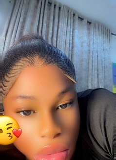 Creamydera - Transsexual escort in Abuja Photo 4 of 7