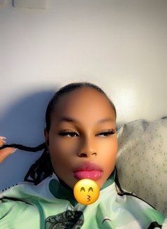 Creamydera - Transsexual escort in Lagos, Nigeria Photo 9 of 11