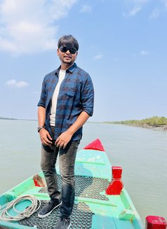 BoyNextDoor - Acompañantes masculino in Hyderabad Photo 1 of 2