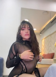 Cris at your service - escort in Manila Photo 1 of 4