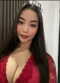 Cris - escort in Tokyo Photo 5 of 9