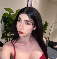 Cris - Transsexual escort in Jeddah