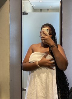 Crispa - puta in Okinawa Island Photo 2 of 5